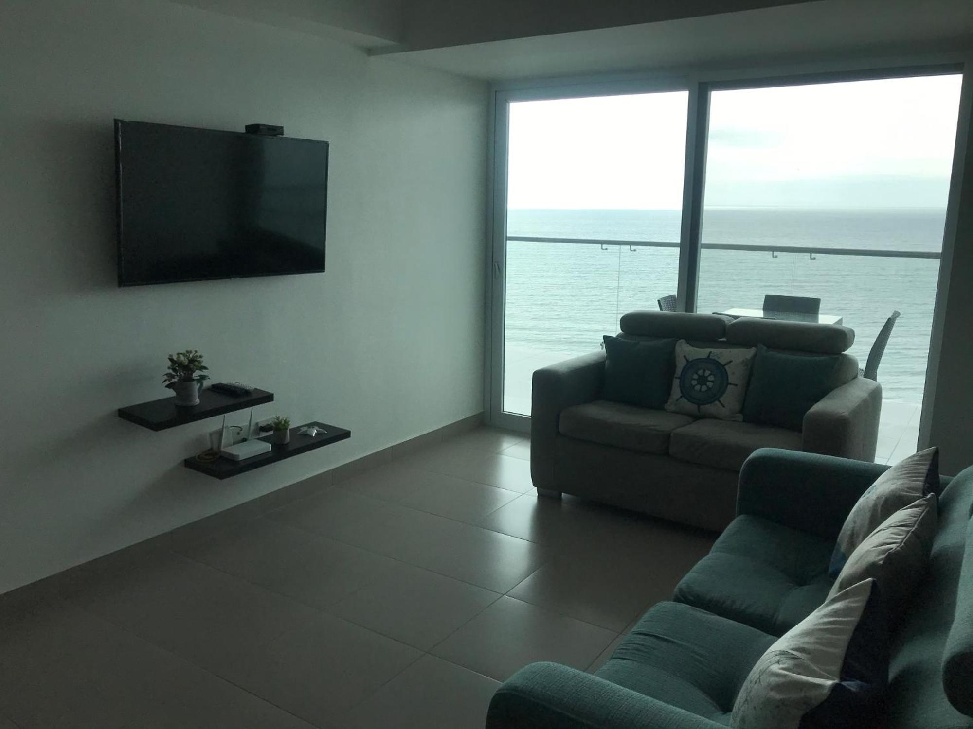 Resort Playa Azul Departamentos Frente Al Mar Tonsupa Room photo